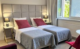 Apartamenty Pokoje Willa Bielany